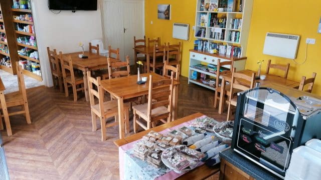 Daffodil Coffee Shop